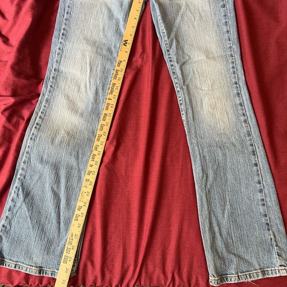 **SOLD**Levi Strauss & Co. Nouveau 515 Bootcut Size 8/Medium - Picture 5 of 5